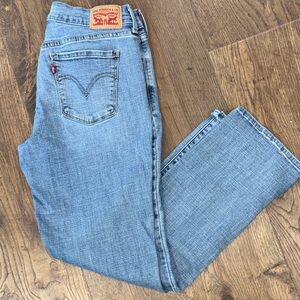 Levi's 505 Light Blue Straight-Leg Jeans. Women’s 6